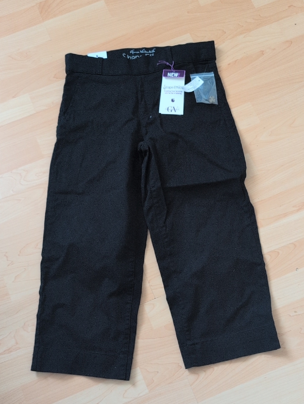 Gloria Vanderbilt Black Shaping Crop Pants